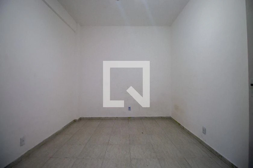 Apartamento sem mobília com 2 quartos e 1 banheiro — photo 18