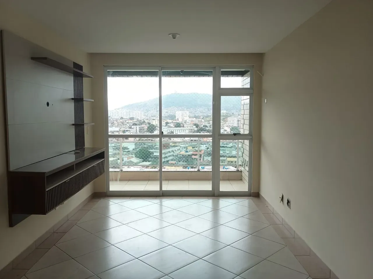 3-bedroom apartment in a building with a sauna — photo 3