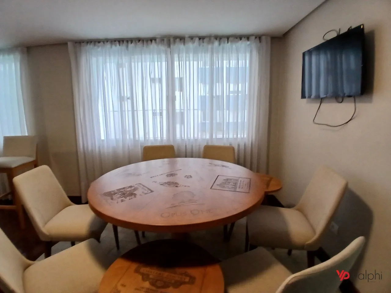 4-bedroom apartment with a walk-in closet in Curitiba — photo 66
