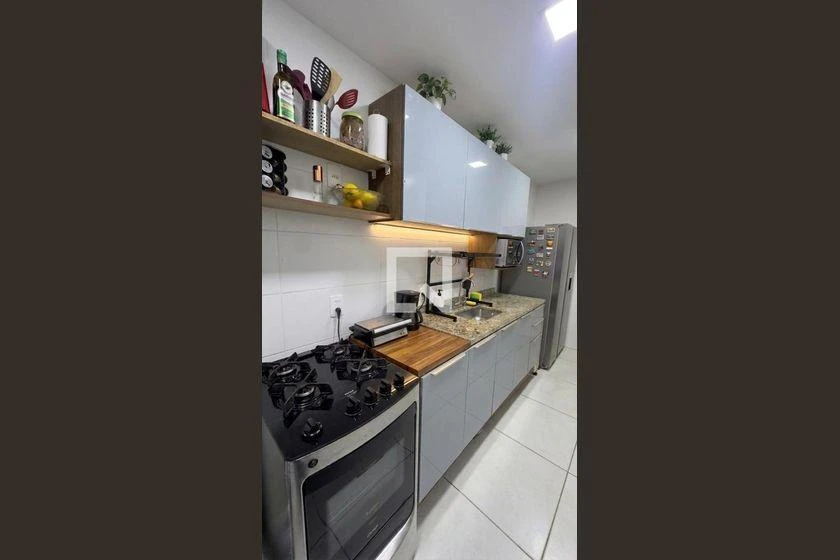 Furnished 3-bedroom apartment with closed gas kitchen — photo 8