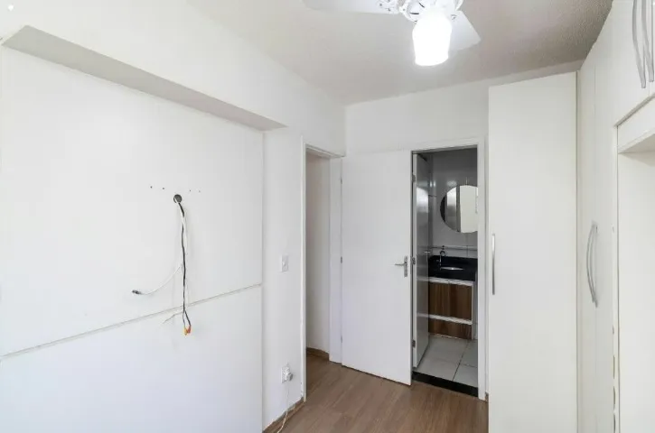 Apartamento, 50 m², com piso de madeira ou laminado — photo 7
