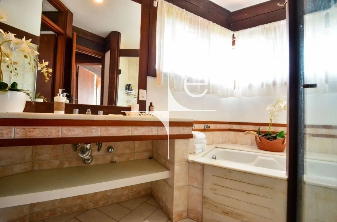 Casa amueblada con 7 dormitorios y 3 suites — photo 24