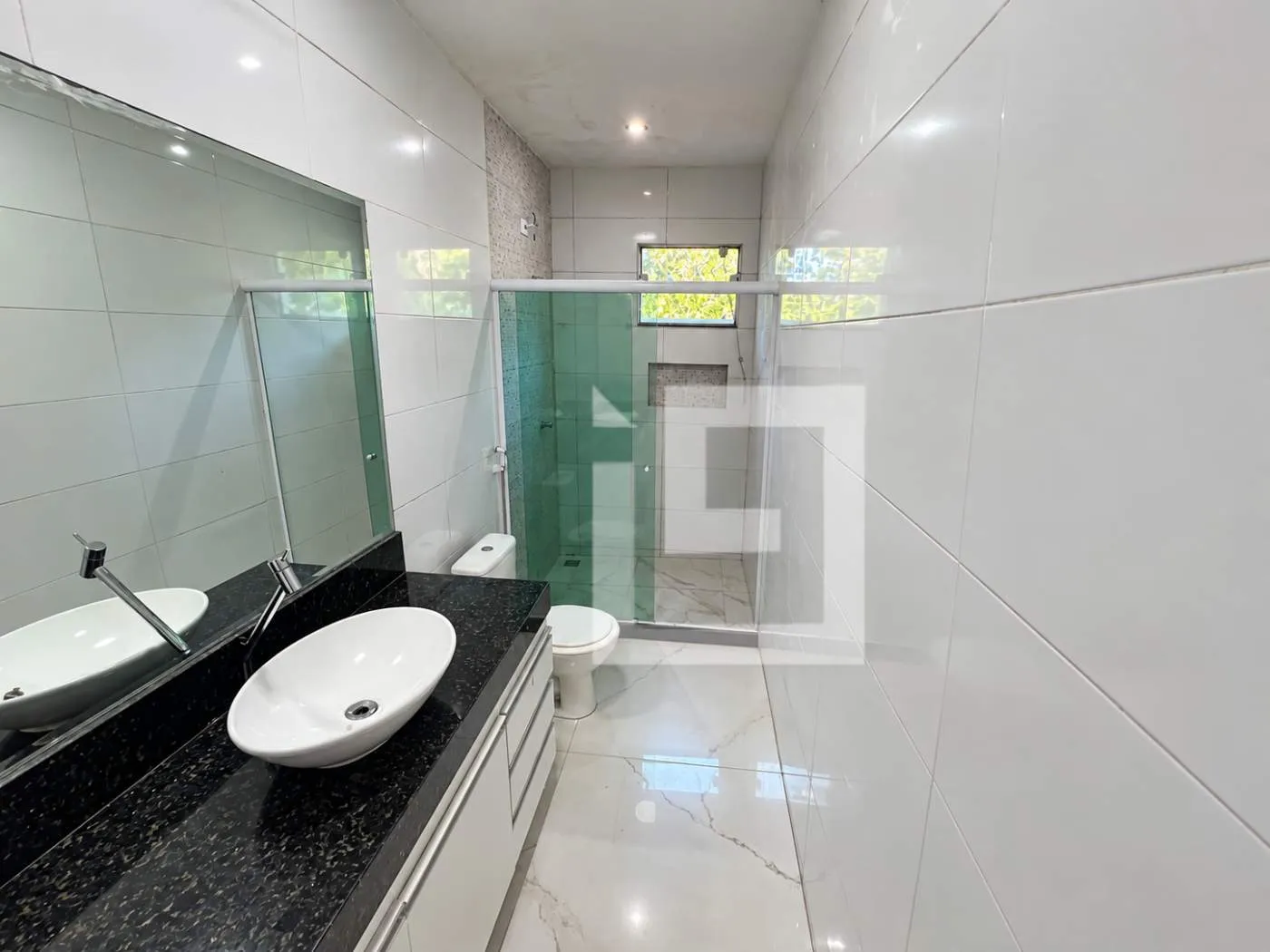 Casa, 220 m², com closet — photo 8