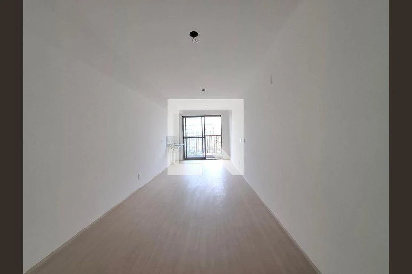 Apartamento de 1 dormitorio con cocina abierta y balcón — photo 7