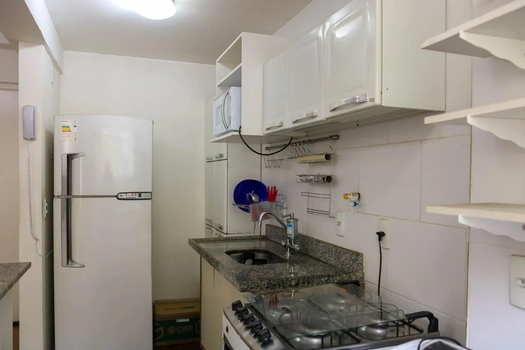 Home office in a 2-bedroom apartment, 42 m² — photo 12