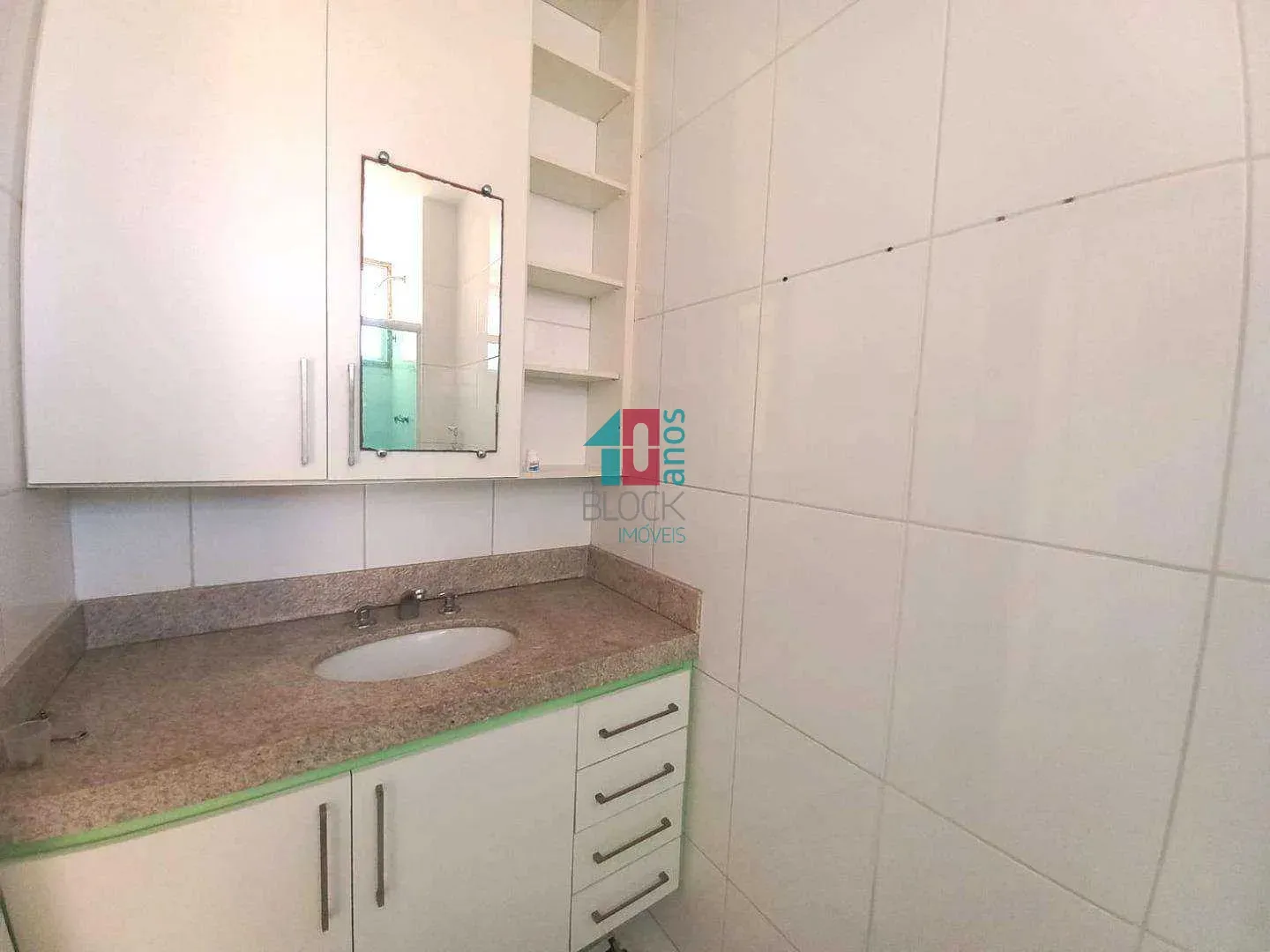 Home office in a 2-bedroom apartment, 84 m² — photo 13