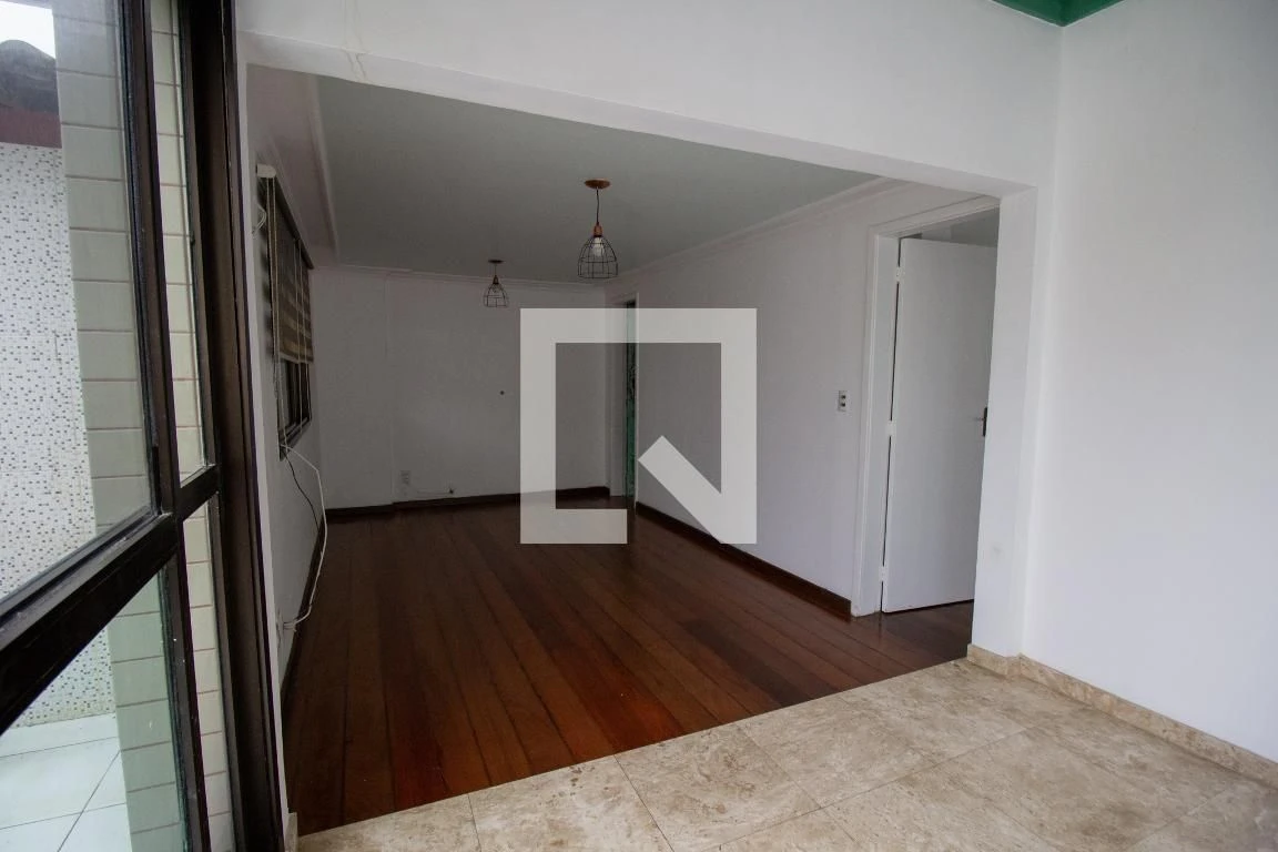 Apartamento sem mobília com 3 quartos e 5 banheiros — photo 14