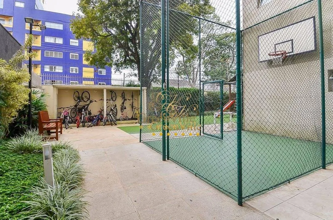 4-bedroom rental apartment with 297 m² and 3 parking spots — photo 12