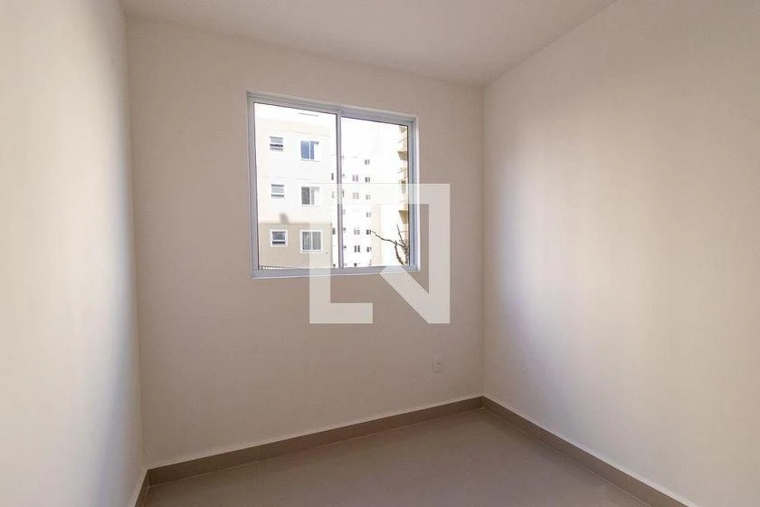 Apartamento de 2 quartos em condomínio com piscina — photo 9