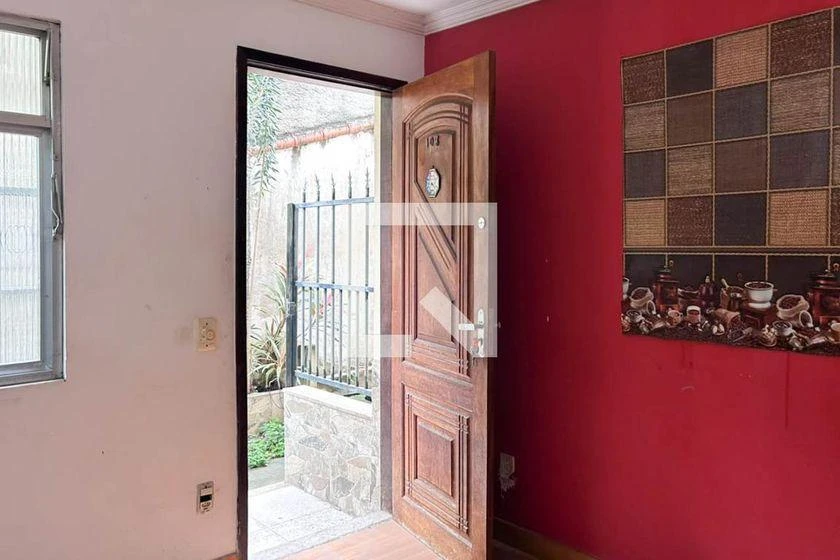 House, 50 m², with wood or laminate floors — photo 19