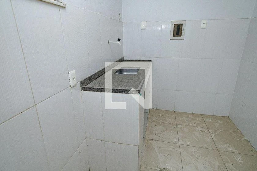 Rental apartment with 2 bedrooms and a balcony — photo 10