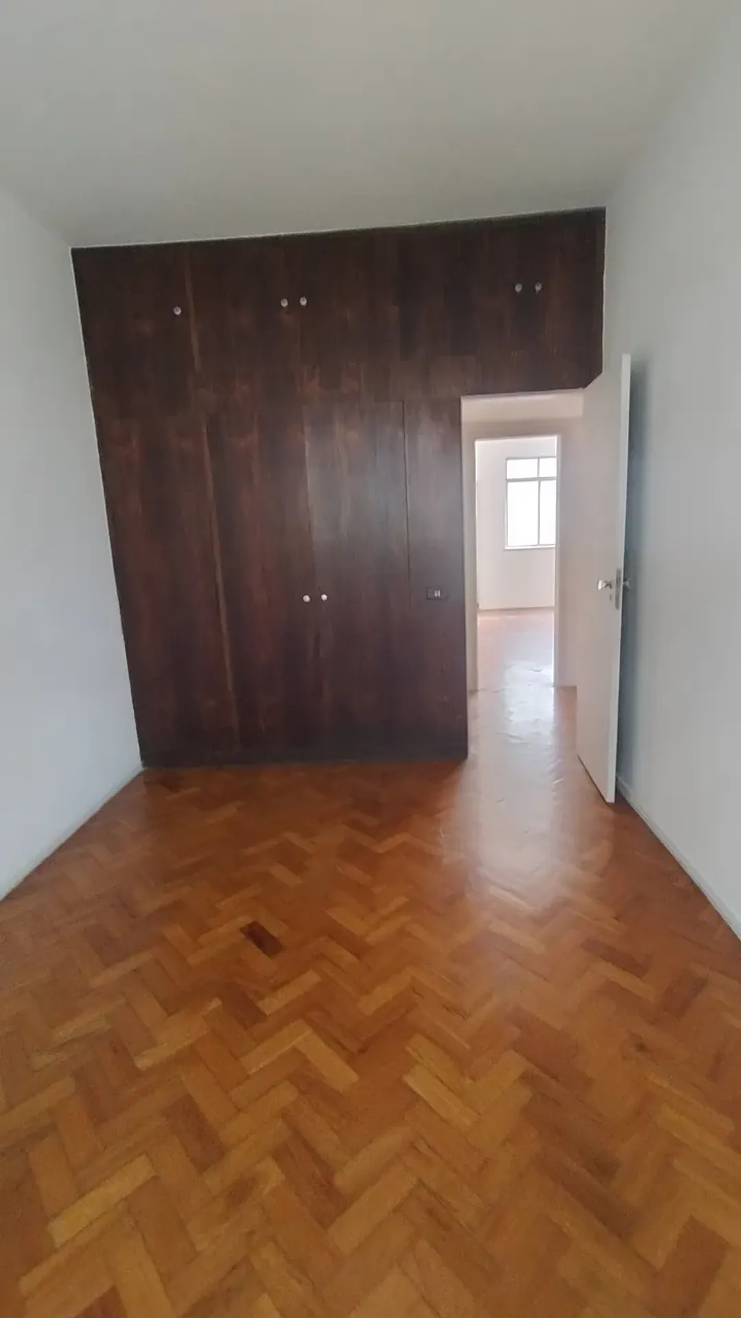 House with 7 bedrooms and 5 bathrooms with balcony BBQ — photo 22