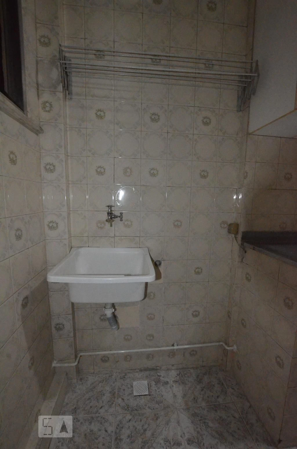 2-bedroom apartment in a building with a gym — photo 18
