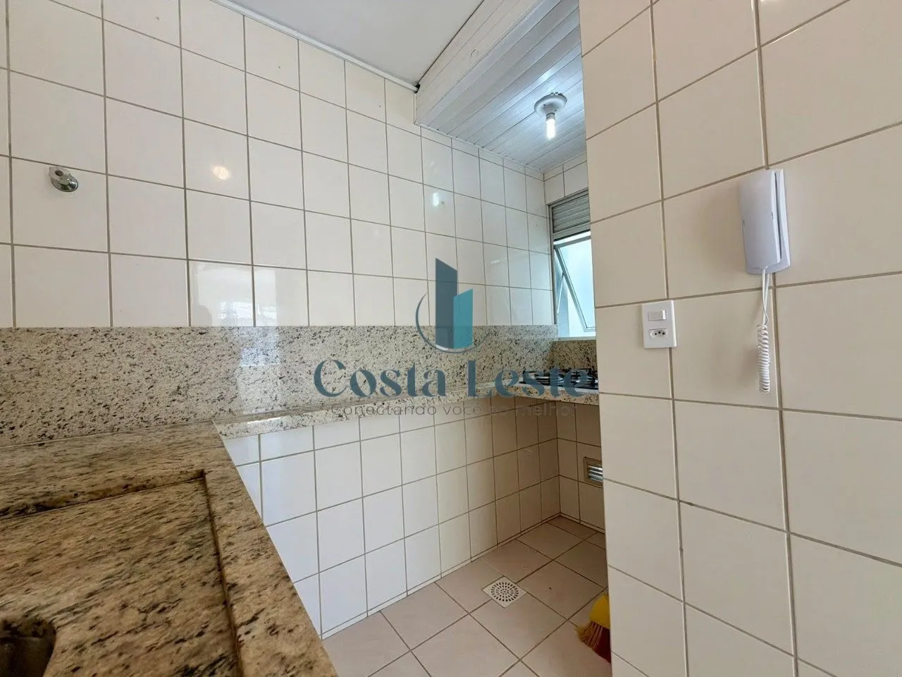 Apartment, 54 m², with a mountain view — photo 11