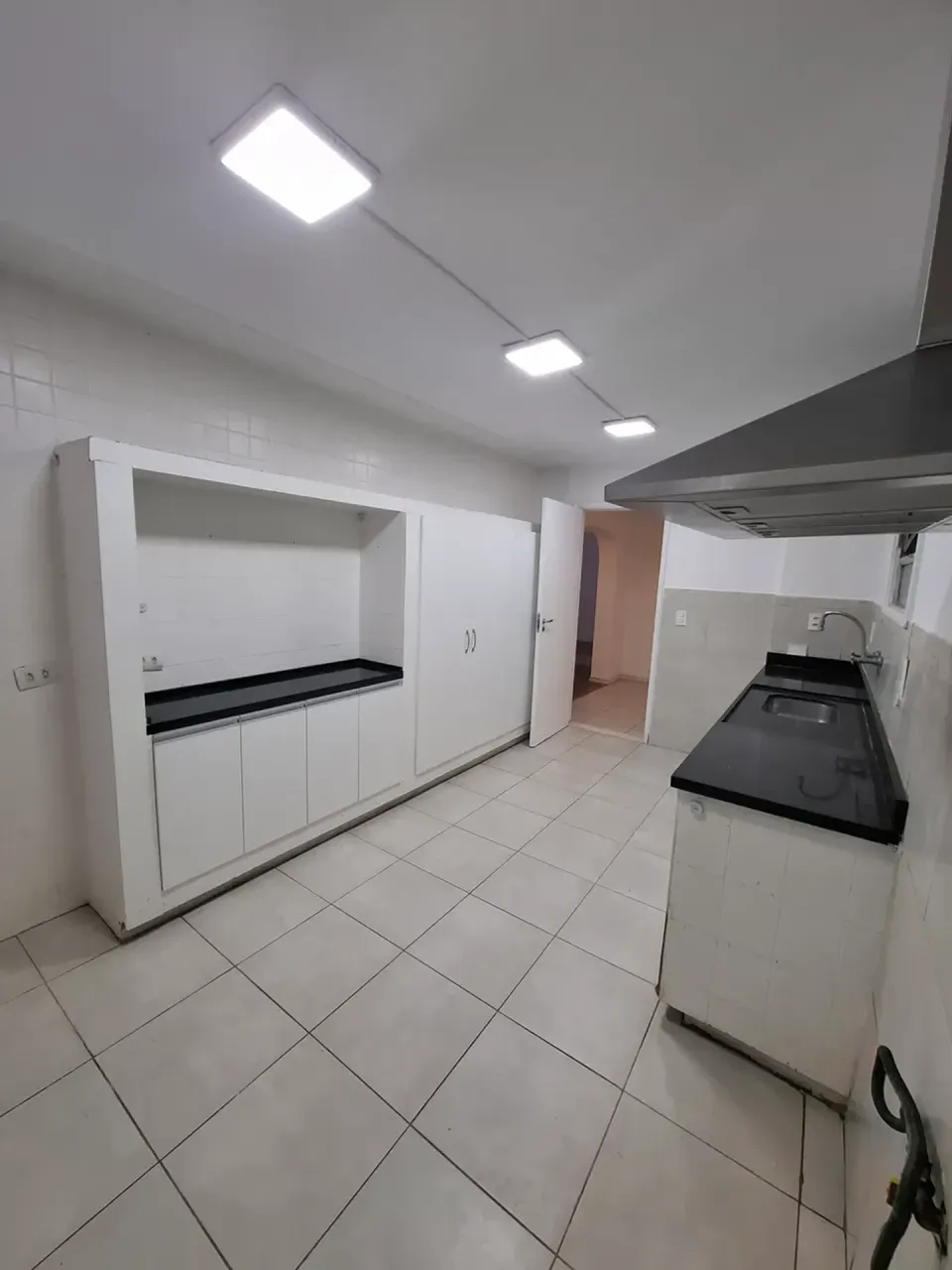 Apartment with 4 bedrooms, 4 bathrooms and 2 parking spaces — photo 9