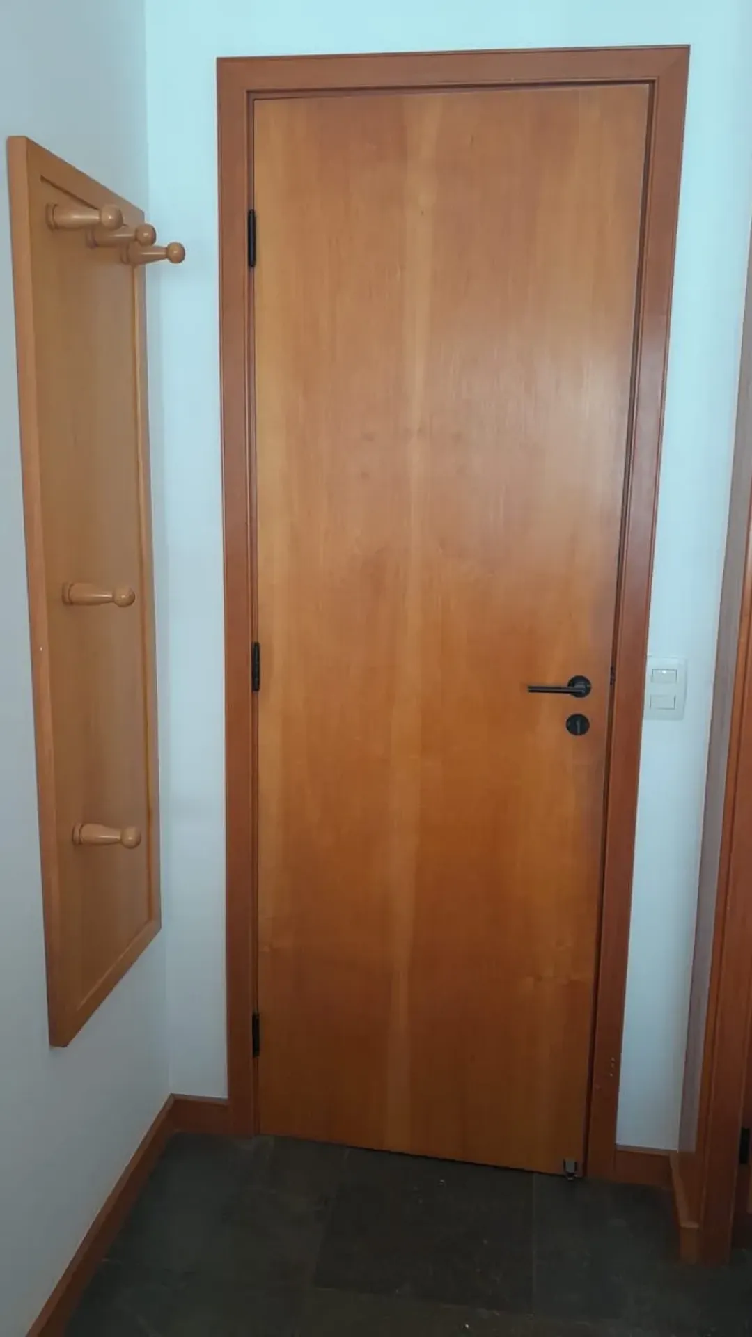Квартира на 11-м этаже с грилем на балконе — photo 26