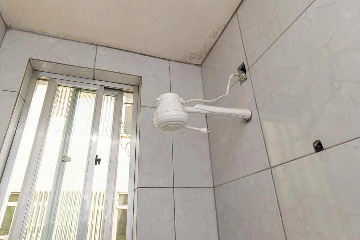 Apartamento sin amueblar con 1 dormitorio y zona de lavado — photo 8