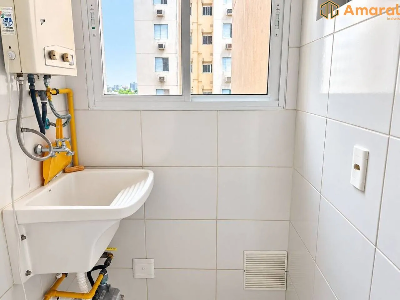 Квартира з 3 спальнями, у будинку є басейн — photo 19