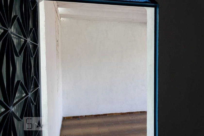 Rental house with 4 bedrooms and 200 m² — photo 39