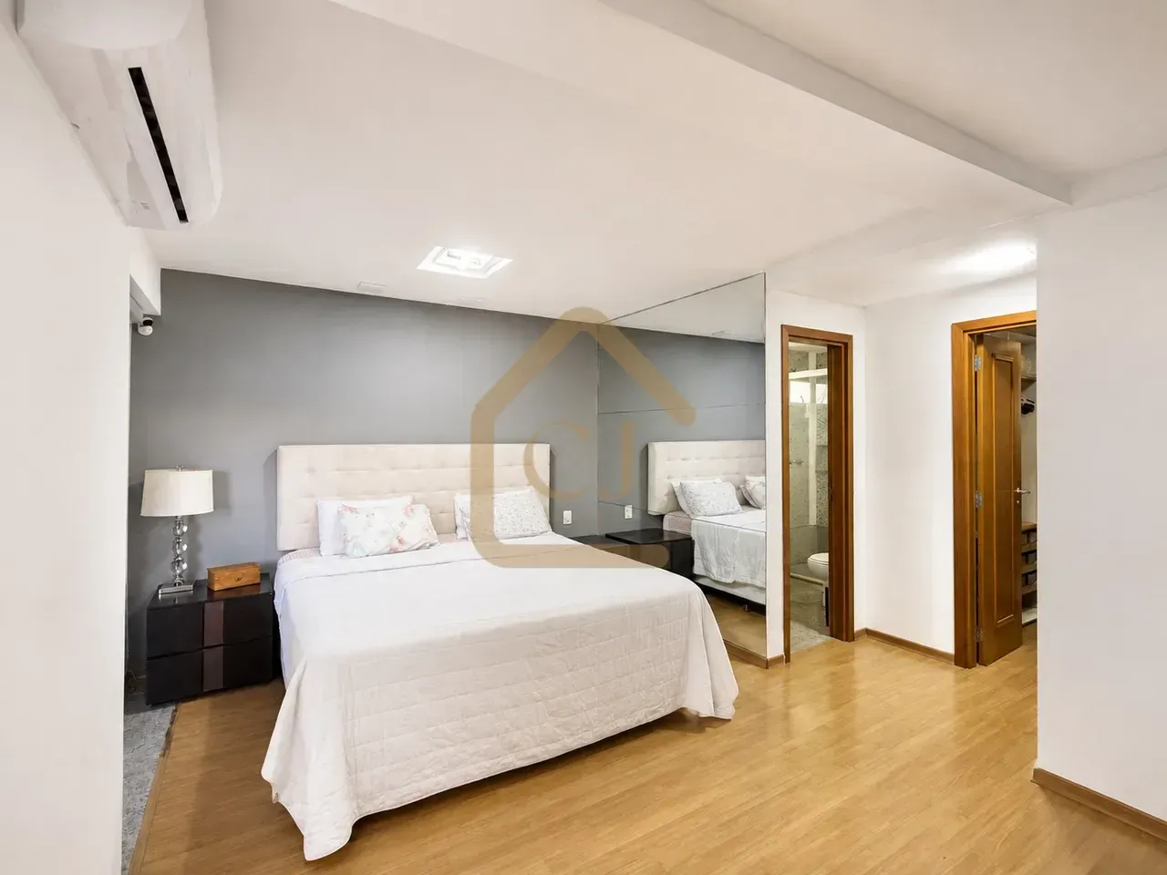 Furnished duplex penthouse 354 m² with 4 bedrooms — photo 7