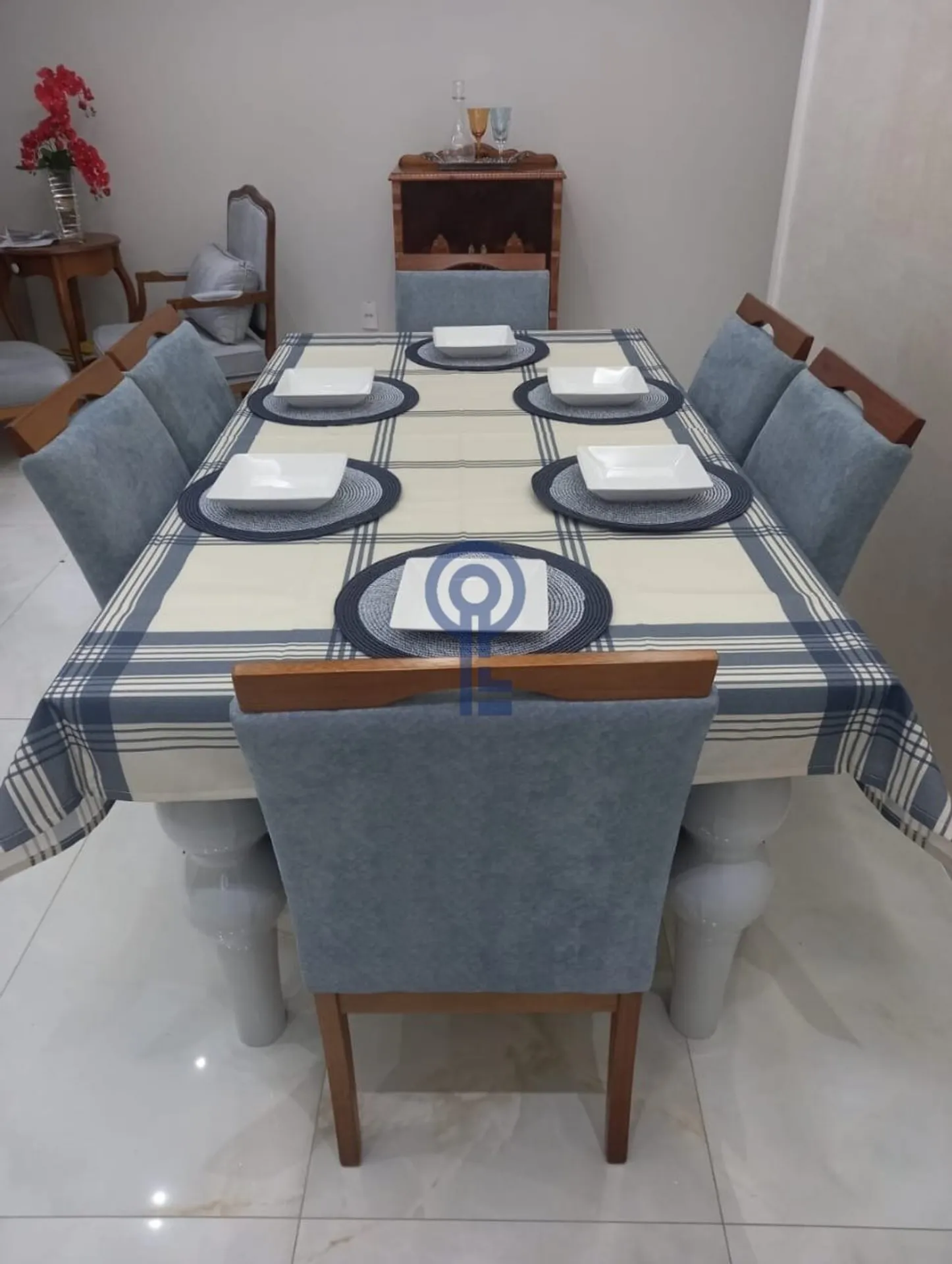 Furnished 98 m² apartment with 2 en-suite bedrooms — photo 9