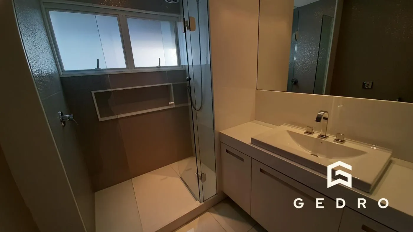 Furnished apartment, 320 m², with a water view — photo 23