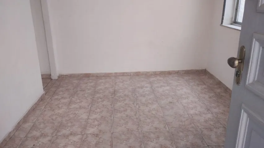 Будинок із 2 спальнями та 1 ванною з душем у склі — photo 8