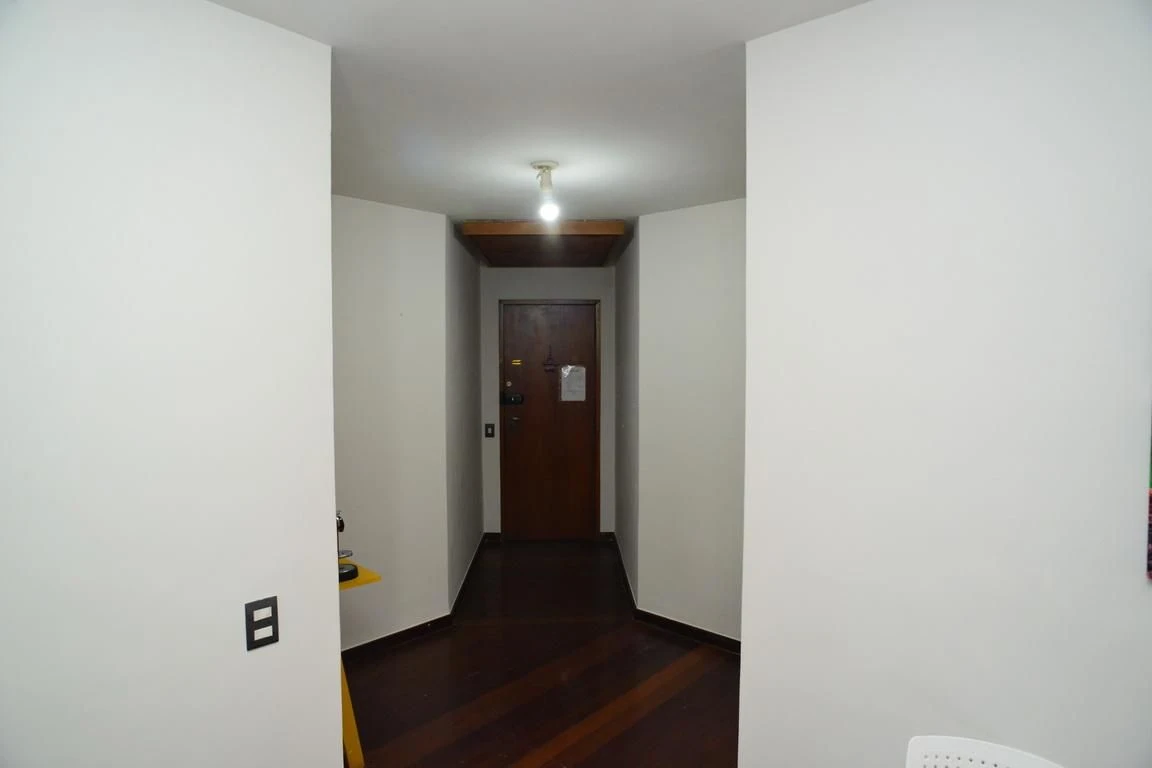 Apartamento mobiliado de 1 quarto com vaga e varanda — photo 19