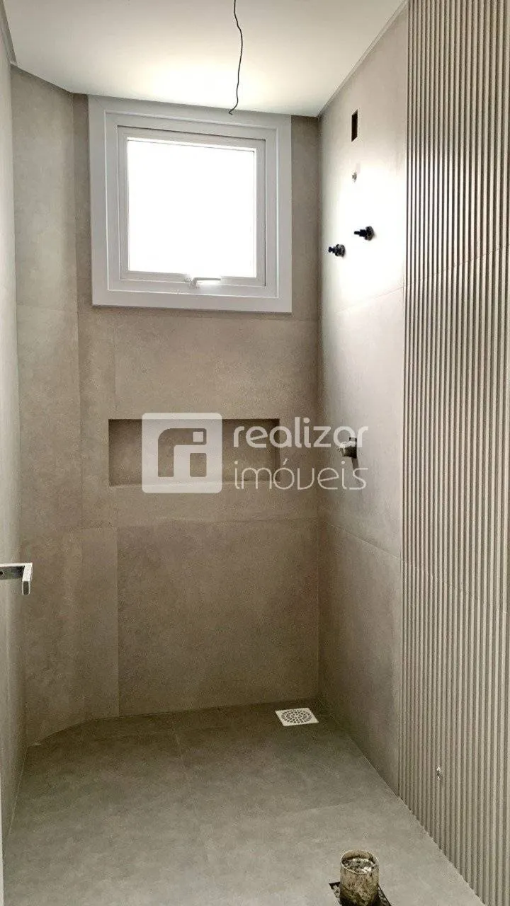 4-bedroom house with a grill on the balcony in Florianópolis — photo 5