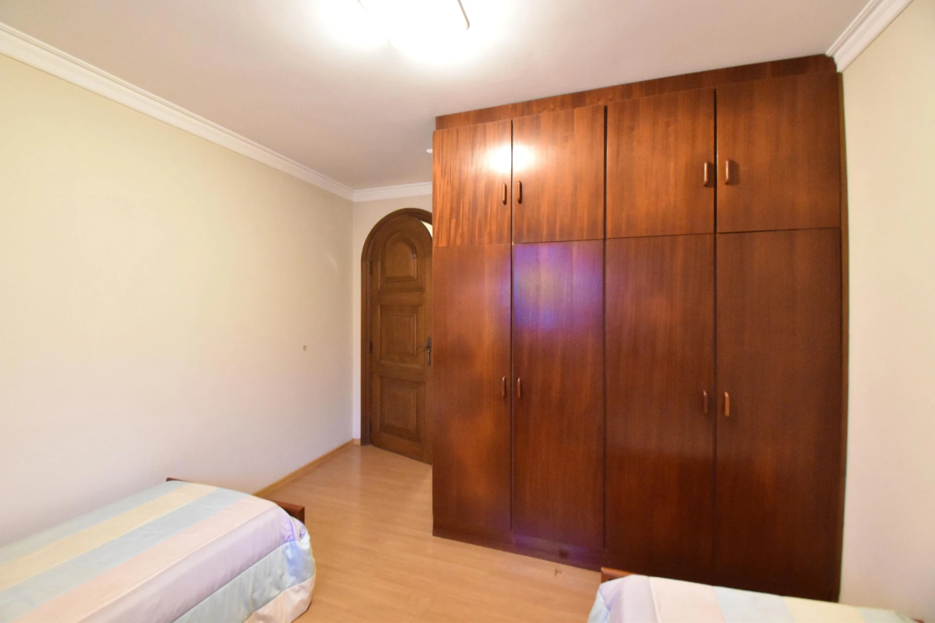 Casa mobiliada com 5 quartos e 3 suítes — photo 36