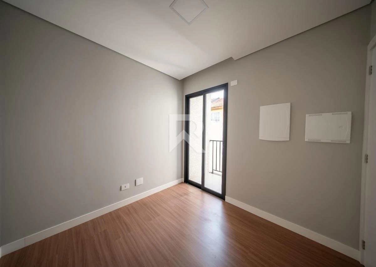 Floor-to-ceiling windows in a 3-bedroom house, 97 m² — photo 14