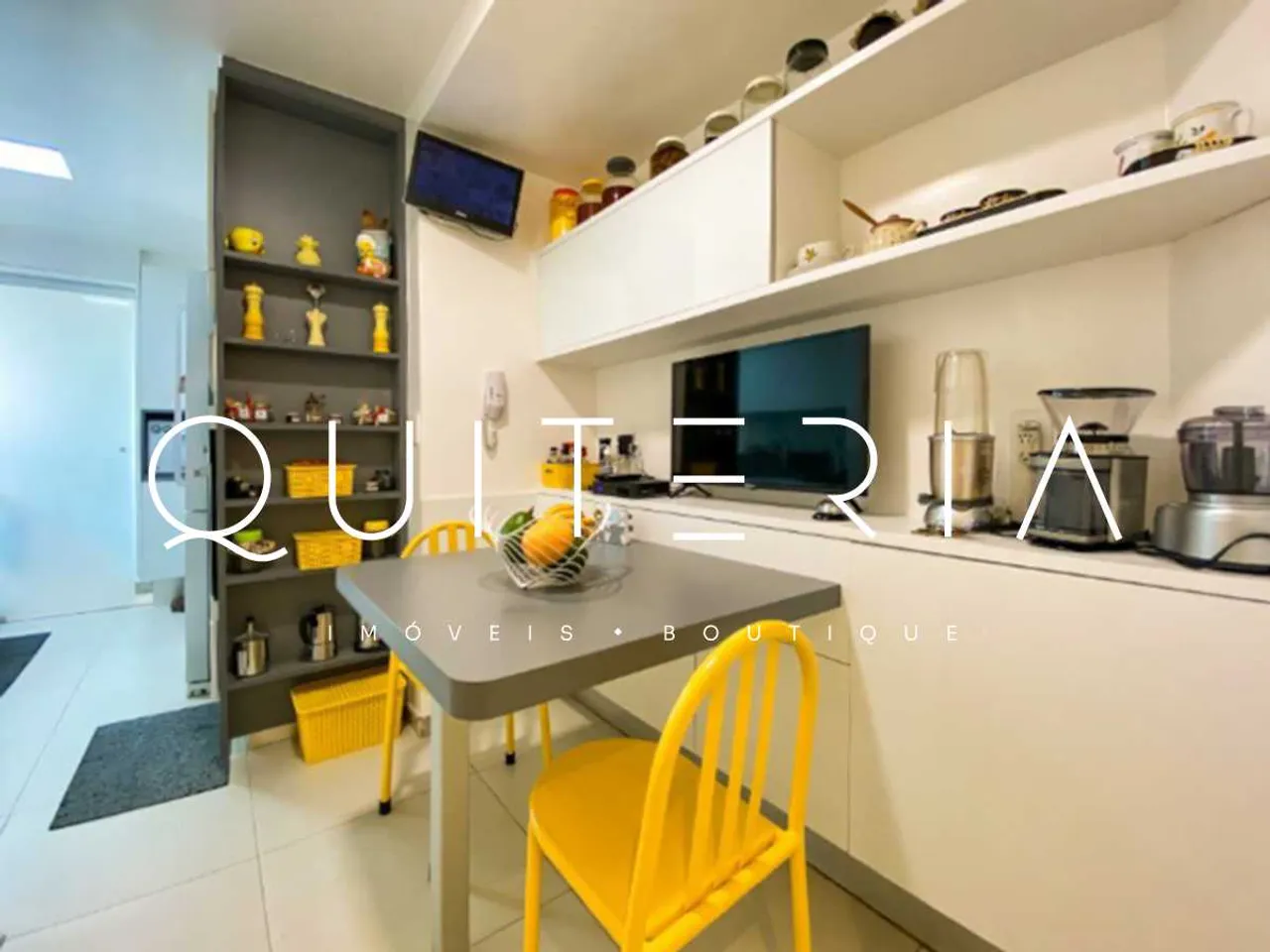 Furnished apartment with 3 bedrooms and a balcony — photo 10