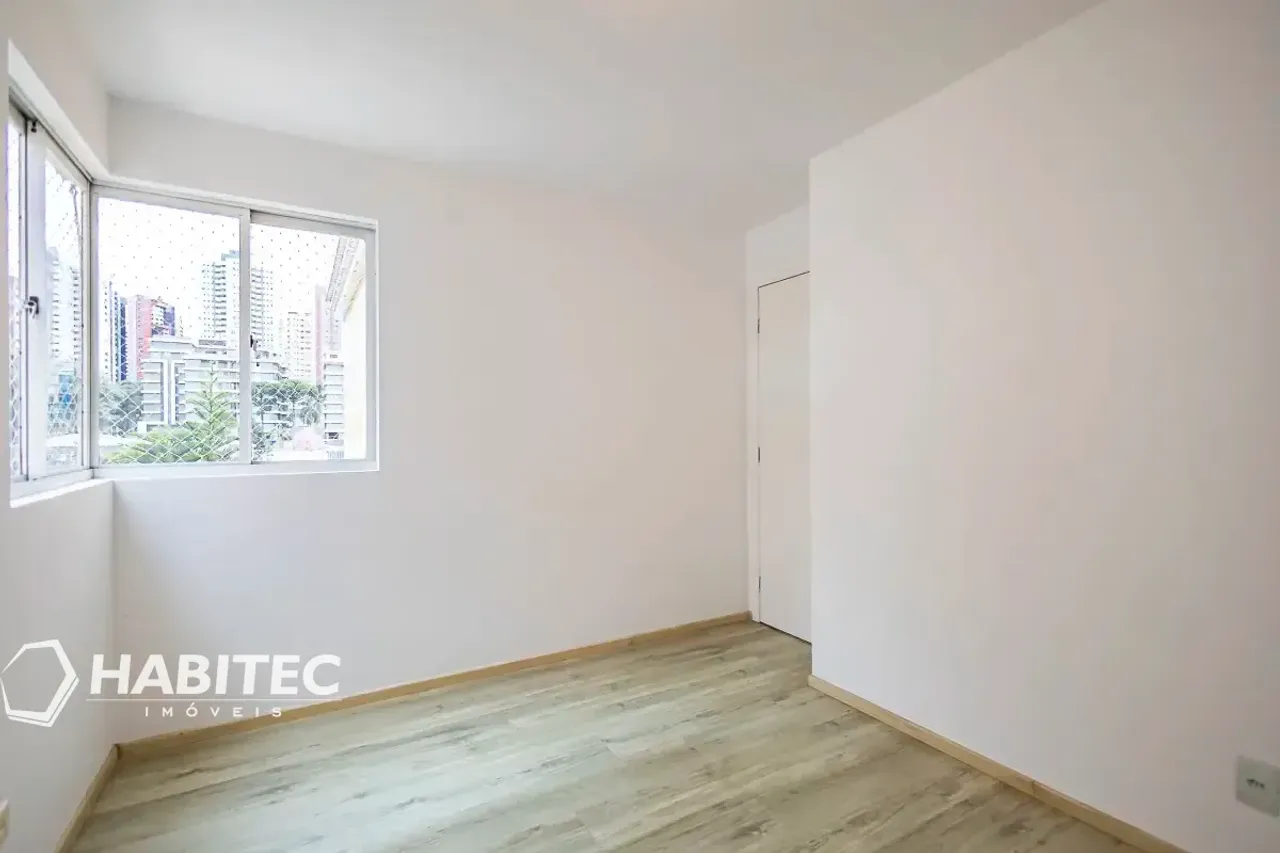 Apartamento en planta baja con 2 dormitorios y 77 m² — photo 19