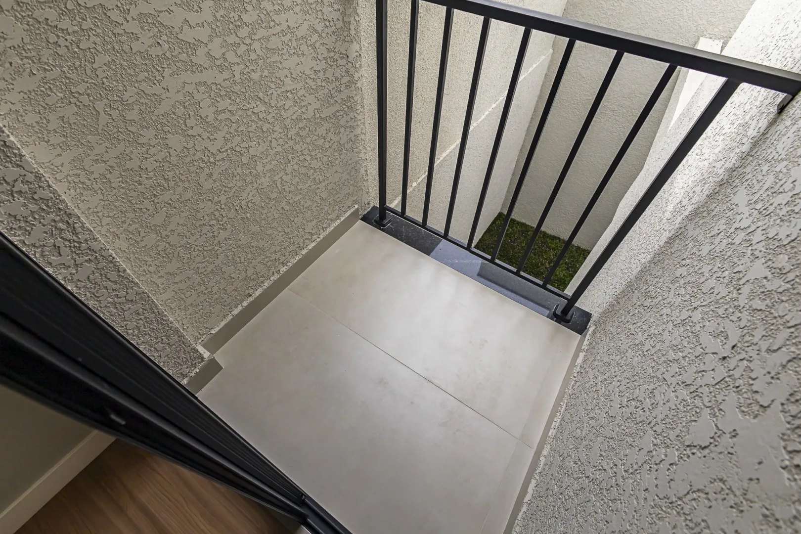 House with 3 bedrooms, 3 baths and 2 parking spots — photo 36