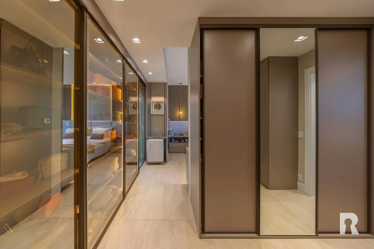 Apartamento mobiliado com 3 quartos e 4 banheiros — photo 12