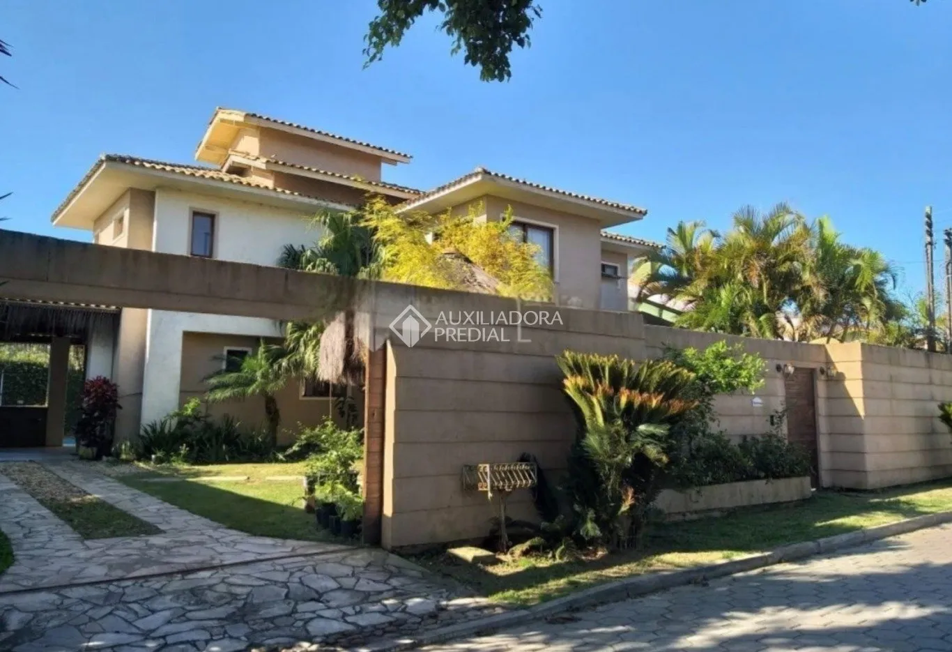 Casa amueblada de 415 m² con 6 dormitorios y 3 plazas — photo 11