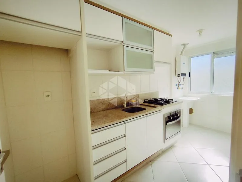 3-bedroom apartment in a building with a pool — photo 4