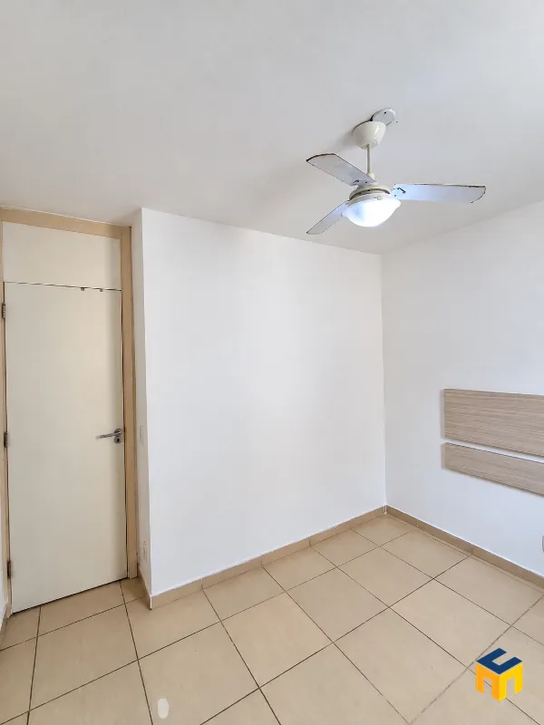 Apartamento de 2 quartos em condomínio com piscina — photo 10