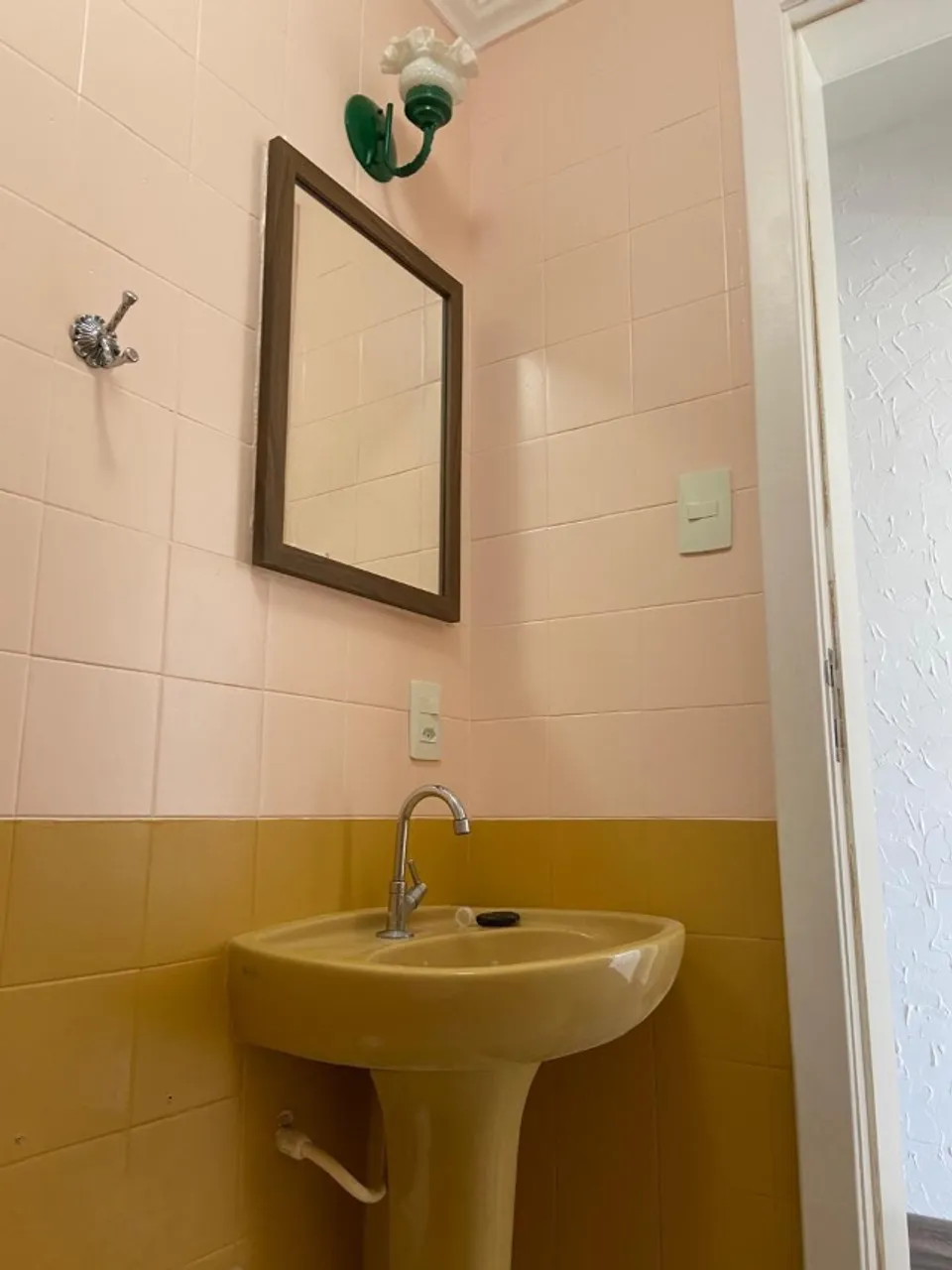 One-bedroom apartment with a home office in Florianópolis — photo 5