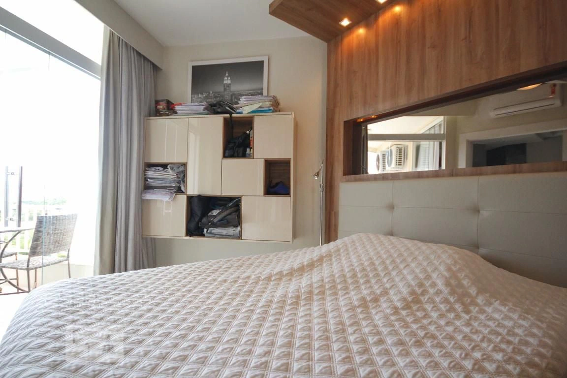 Furnished 1-bedroom apartment with open-plan kitchen — photo 6
