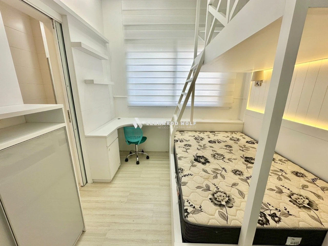Apartamento amueblado de 3 dormitorios con 199 m² y 3 plazas — photo 9