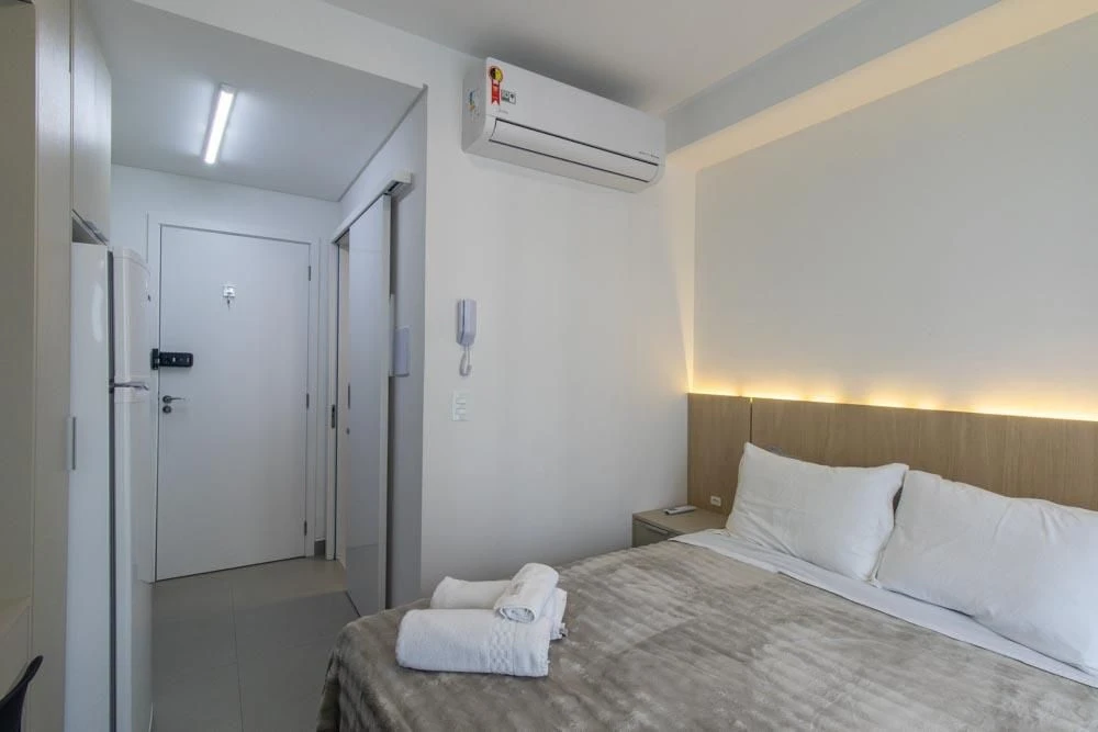 Студия 20 м² со стиральной машиной и панорамными окнами — photo 18
