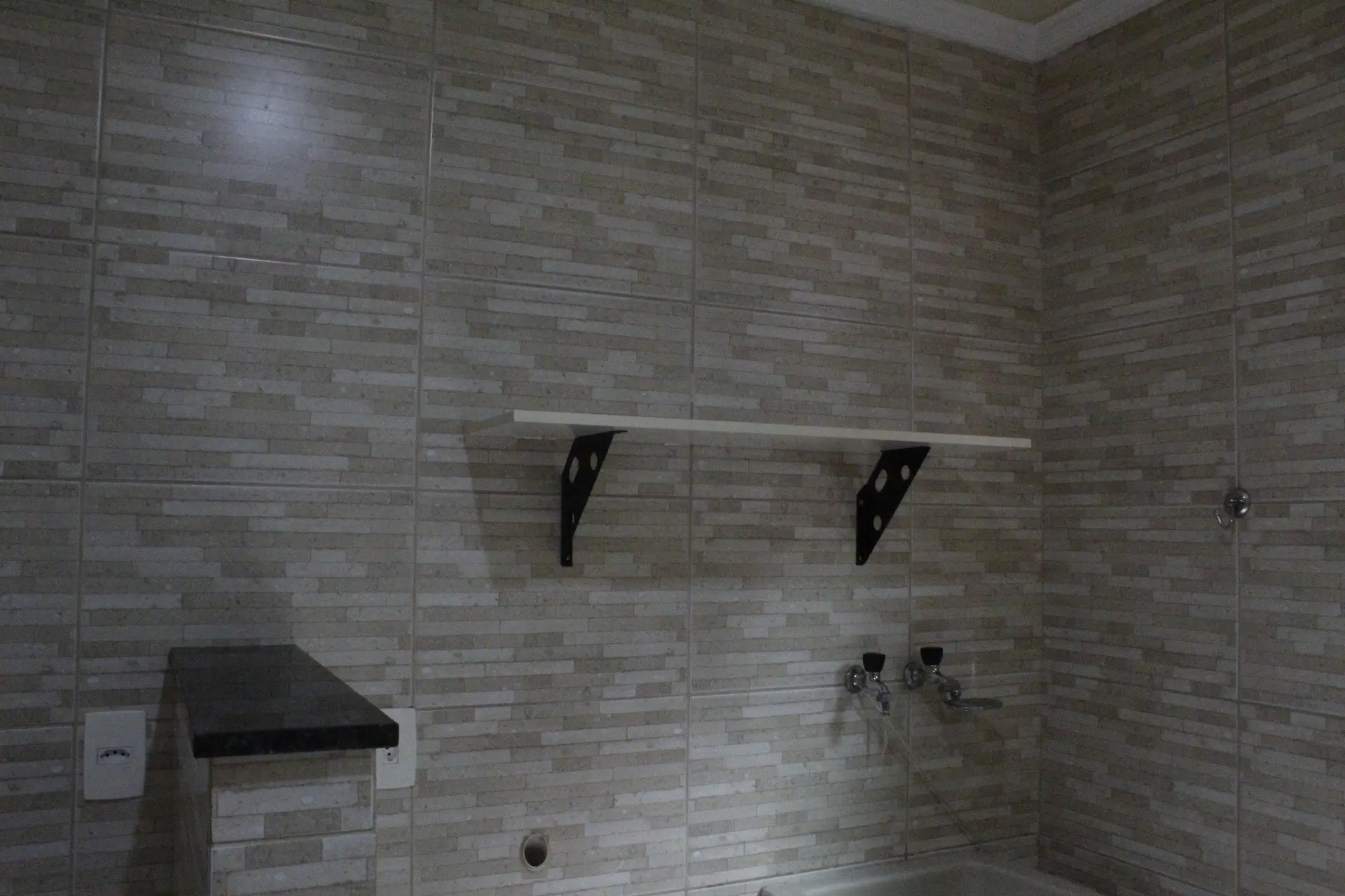 Casa sem mobília com 1 quarto e 2 banheiros e garagem — photo 19