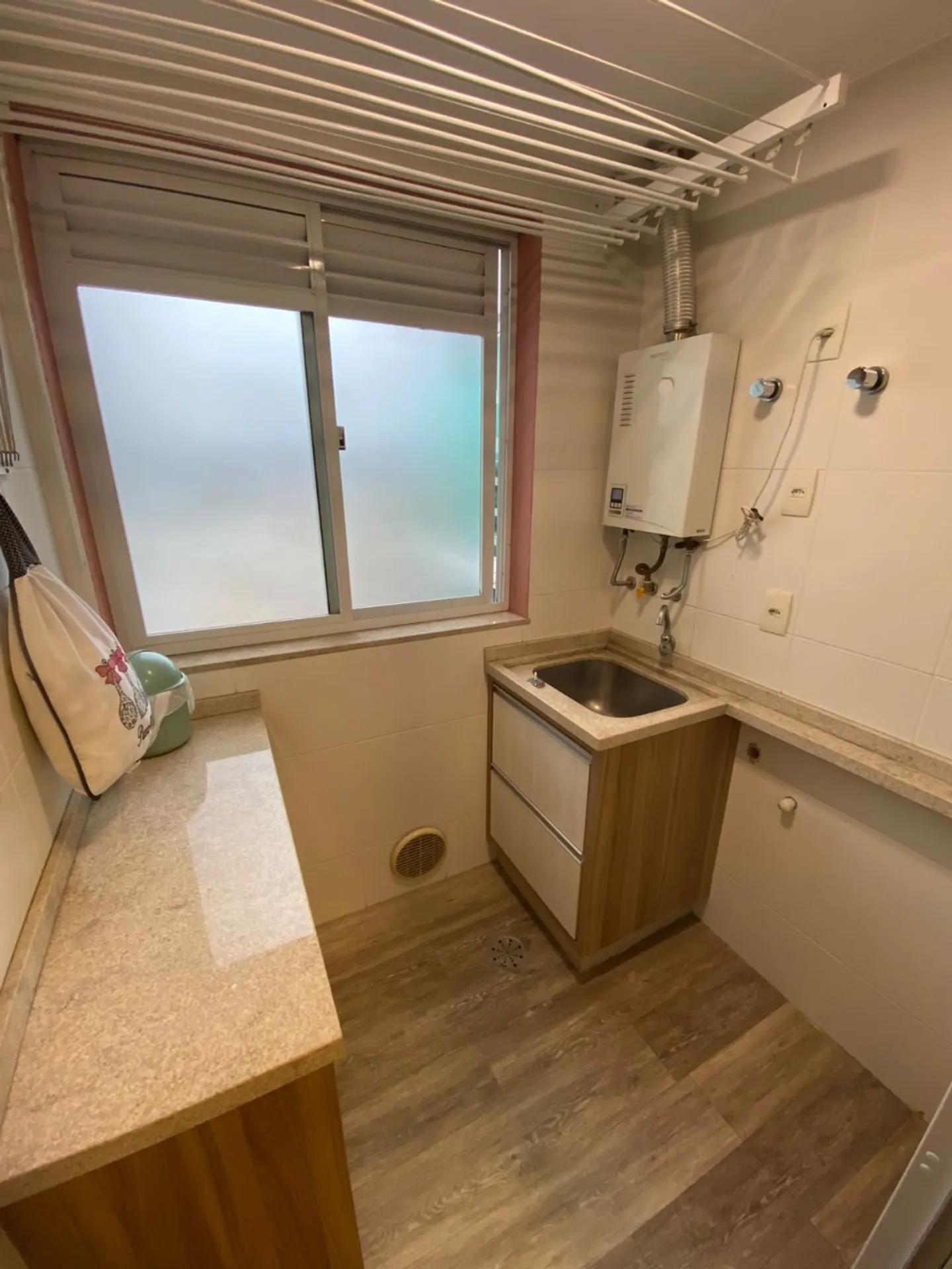 Home office in a 2-bedroom apartment, 66 m² — photo 7