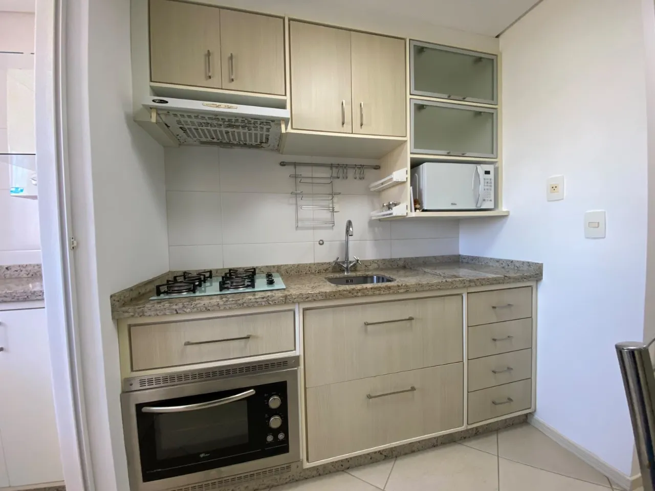 Furnished 3-bedroom apartment with 112 m² — photo 4
