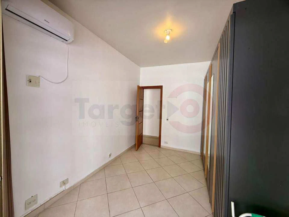 3-bedroom apartment in a building with a sauna — photo 5