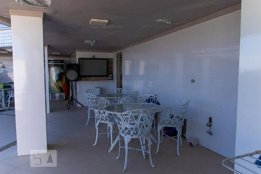 400 m² duplex with 4 bedrooms and 2 en-suite baths — photo 33