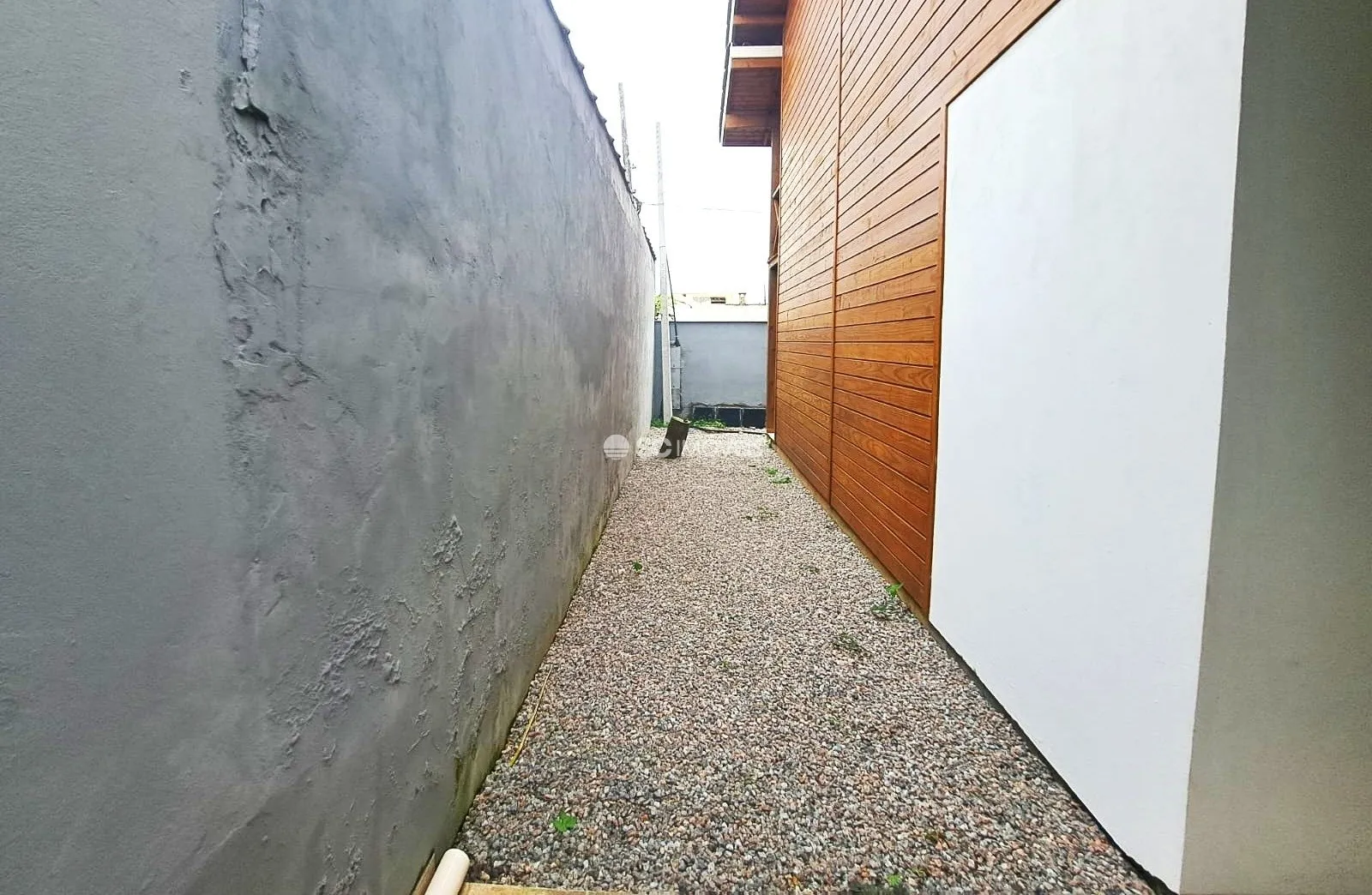 Townhouse with 2 bedrooms, balcony and private garden — photo 20