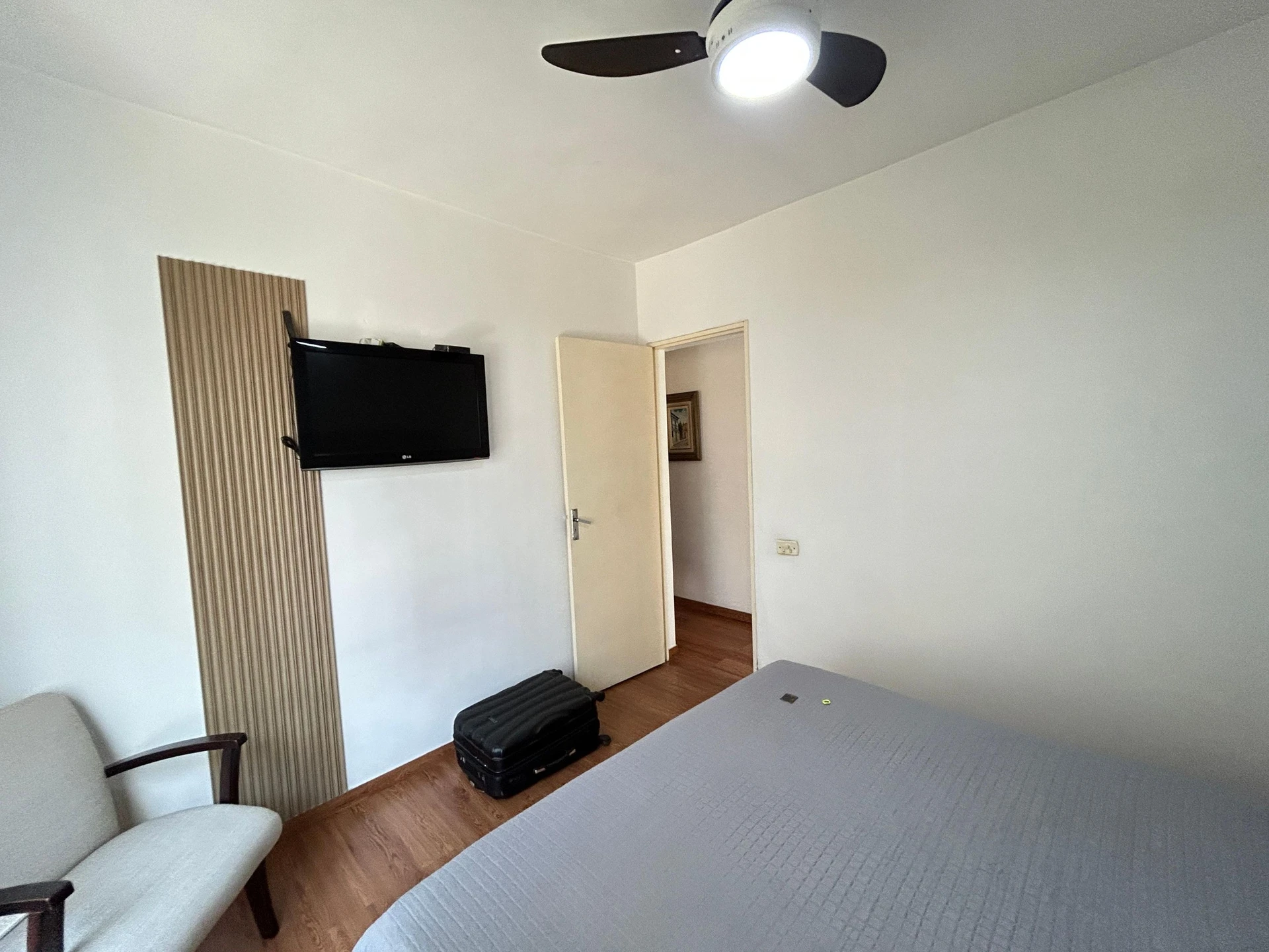 3-bedroom apartment in a building with a sauna — photo 52