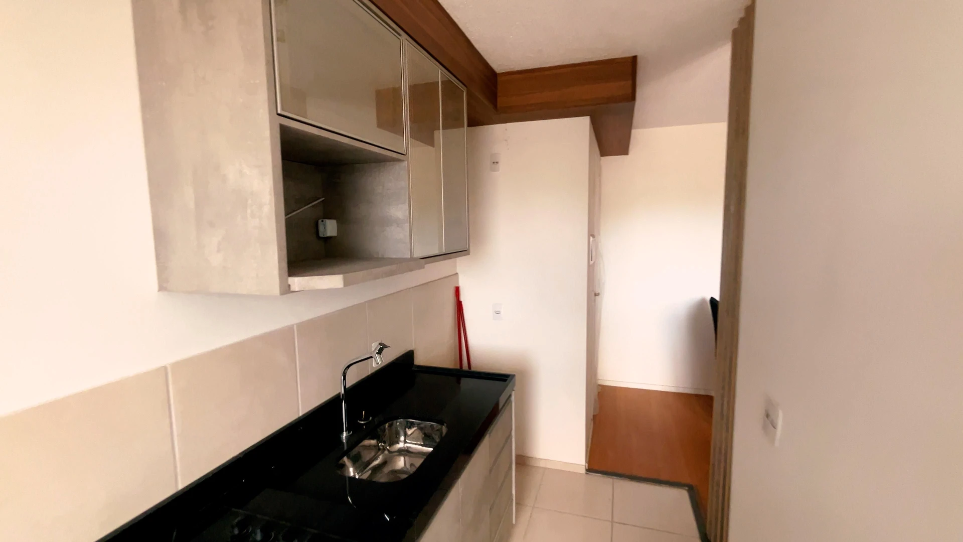 Apartamento mobiliado com varanda e churrasqueira na sacada — photo 42
